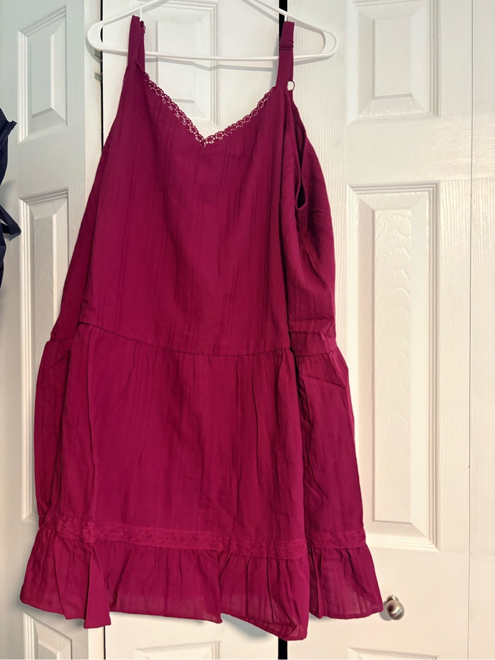 Torrid Sleeveless Ruffle Hem Dress in Deep Magenta Size 4 NWT